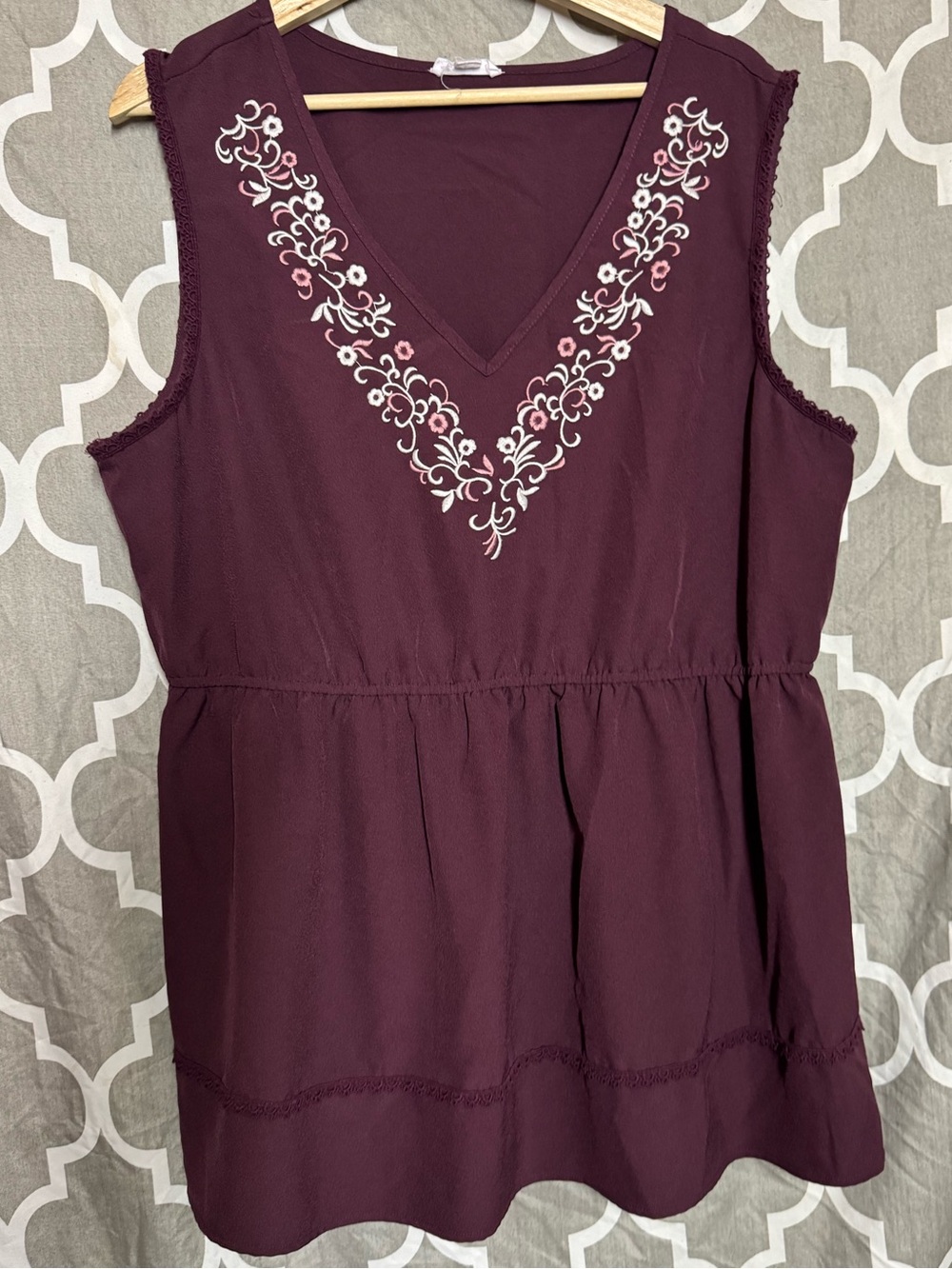 Warehouse One Burgundy Embroidered Floral V-Neck Sleeveless Top Plus Size 1X